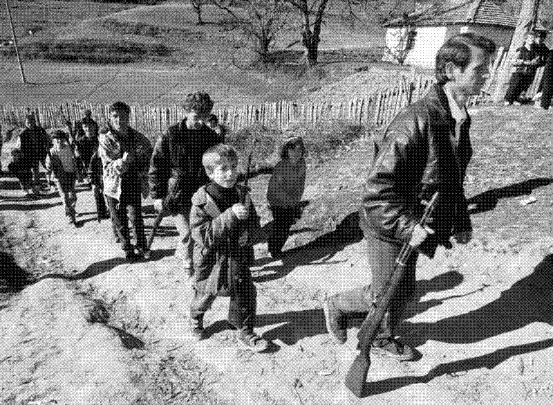 Imagen de El caso de Albania: Cuando todo un país cayó en una estafa piramidal
