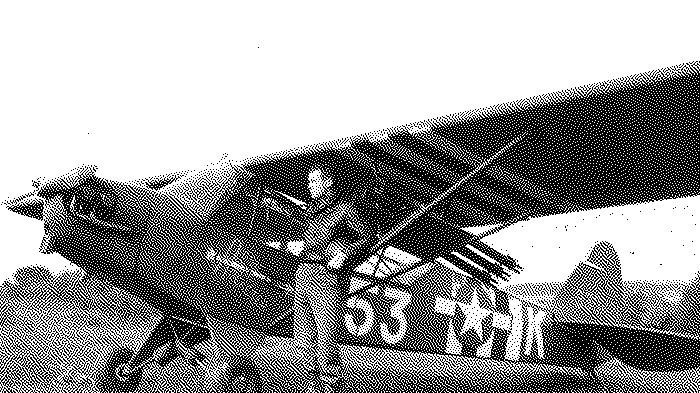 Imagen de Bazooka Charlie, el piloto y sus bazookas