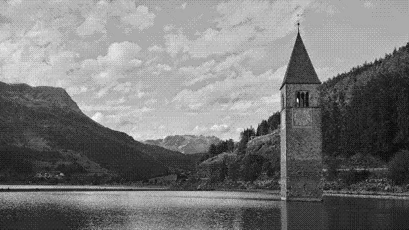 Imagen de Curon, la iglesia en el lago